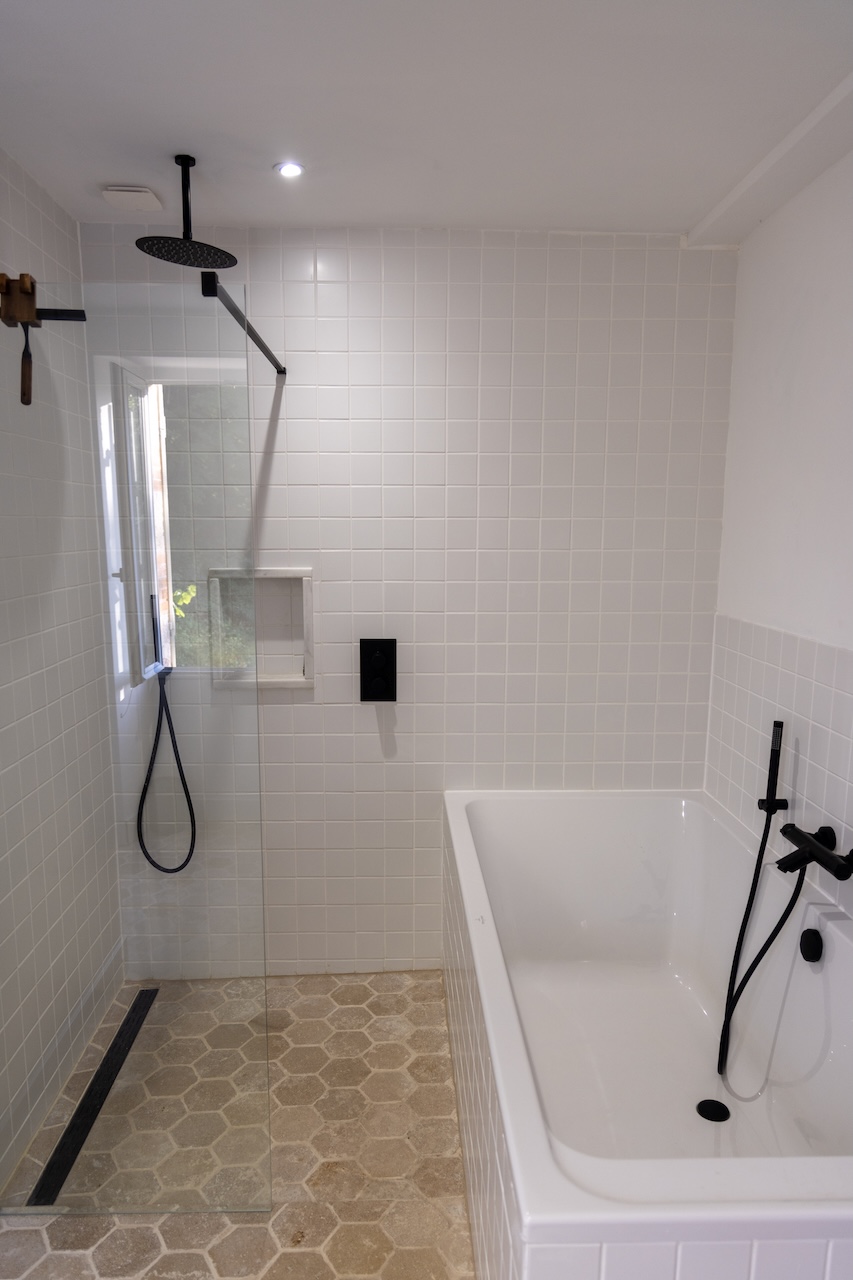 The interior - first floor — photo 13